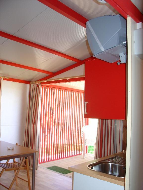 Parque De Campismo Orbitur Montargil Hotel Kültér fotó