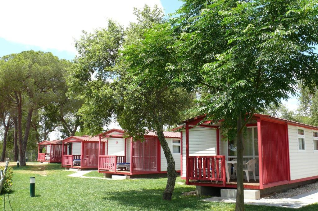 Parque De Campismo Orbitur Montargil Hotel Kültér fotó